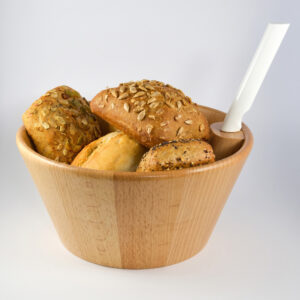 Der Brotkorb mit Messerstation ist ein innovatives Produkt aus dem Hamburg DESIGNSTUDIO formel23.
