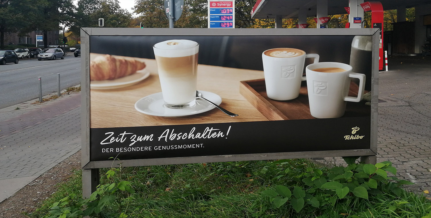 Außenwerbung für das von uns entwickelte TCHIBO Tassensortiment